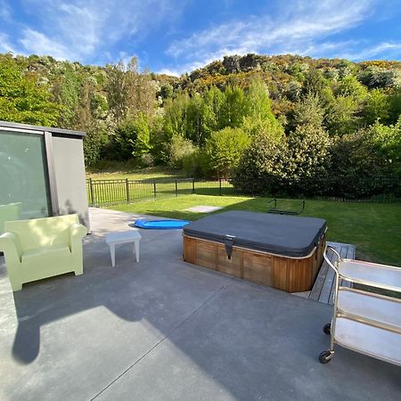 Wharenui Holiday Home By Majordomo Arrowtown Exterior photo