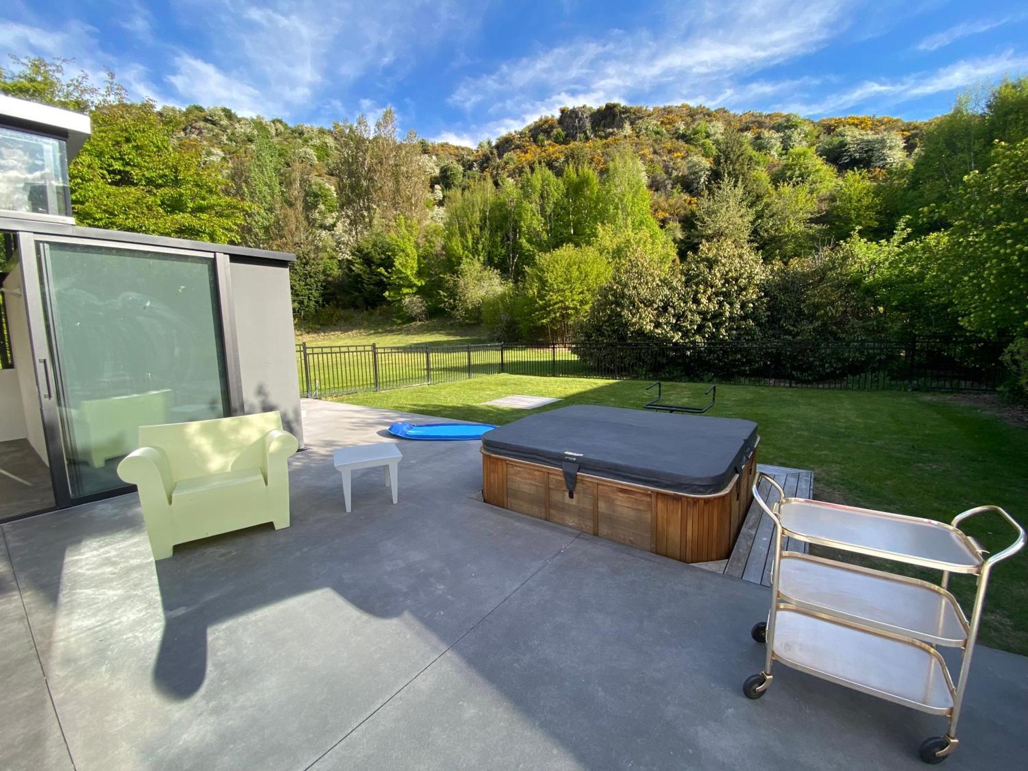 Wharenui Holiday Home By Majordomo Arrowtown Exterior photo